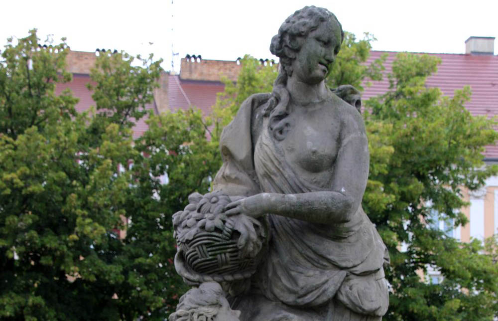 Denkmal der antiken Göttin Flora. Foto: Jürgen Sorges