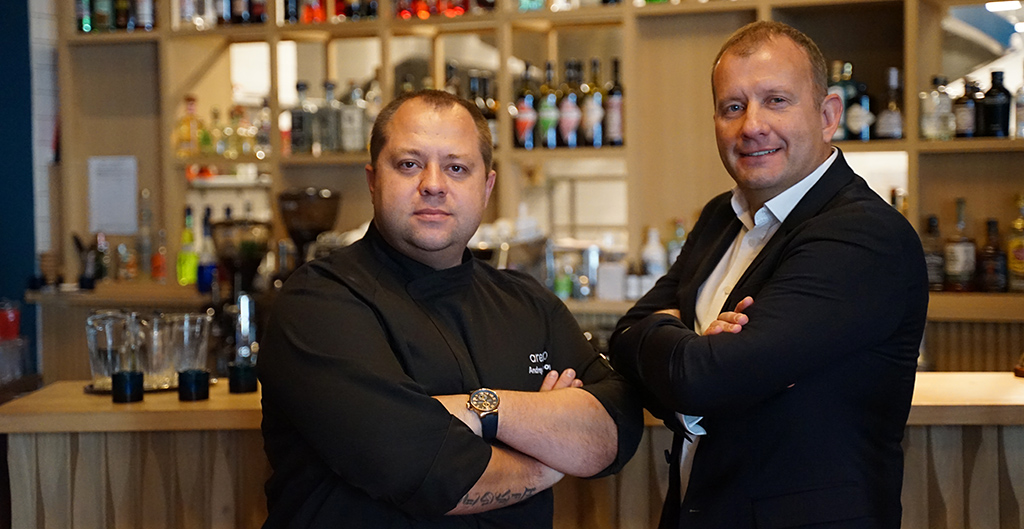 Küchenchef Andrey Dromov (links) und Area10-Inhaber Maris Antonevics. Foto: Area10