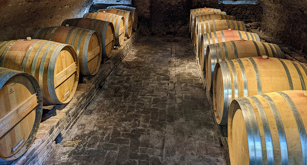 Weinkeller des Weinguts Piovene Porto Godi. Foto: Carola Faber