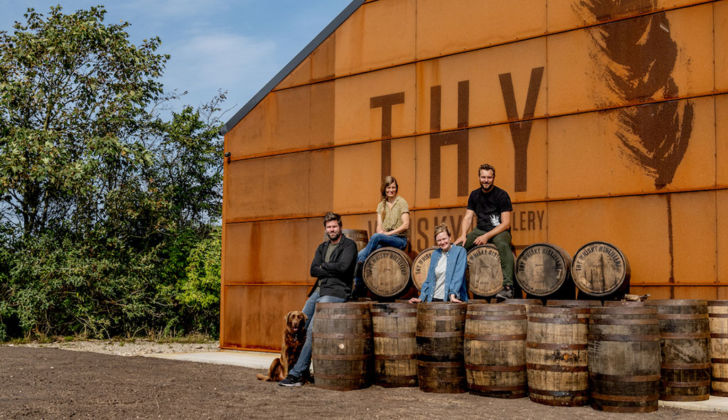 Die Gründer der THY Danish Whisky Distillery - vlnr: Jakob und Marie Stjernholm, Ellen Nicolajsen, Andreas Poulsen. Foto: THY Danish Whisky Distillery