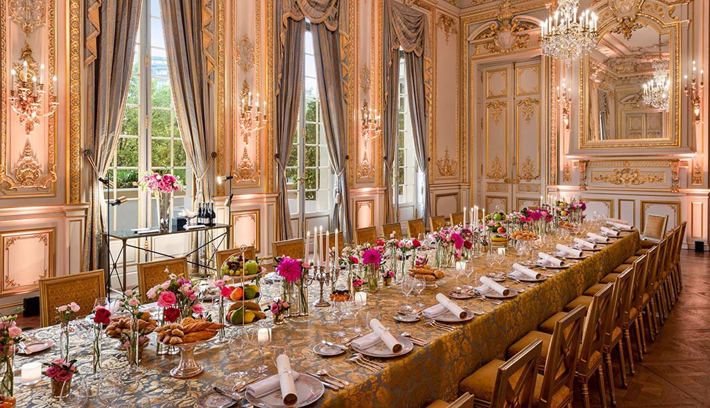 Das festliche Bonaparte Dinner. Foto: Shangri-La Paris / Marcelo Barbosa