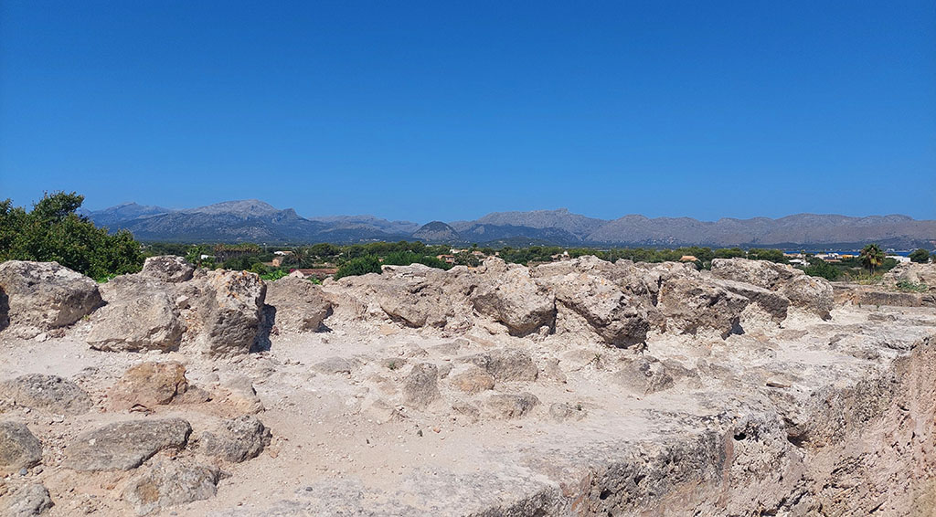 Sicht von der Stadtmauer Alcúdias. Foto: Michael Schabacker