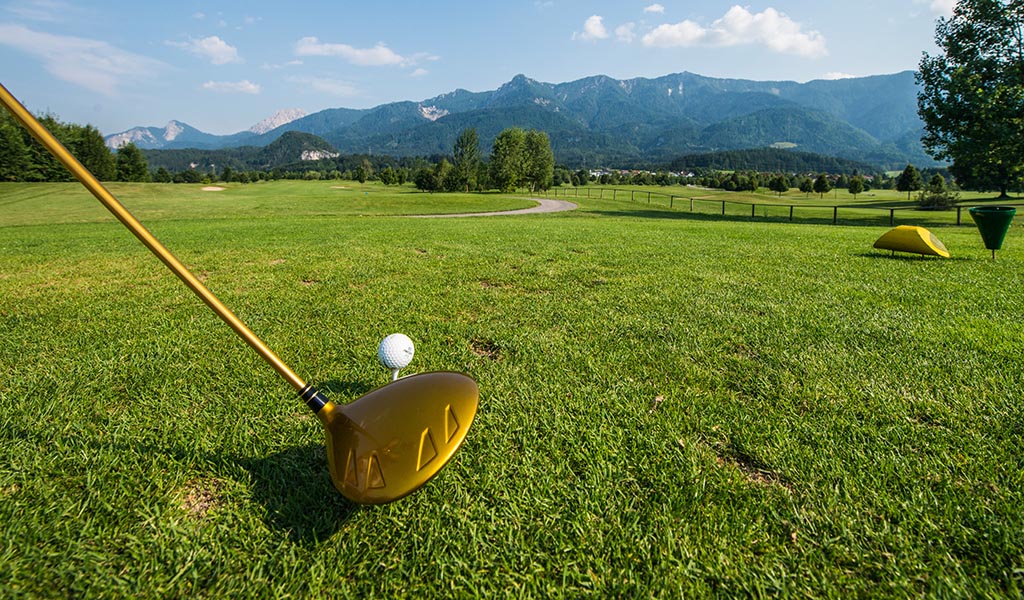 In der Nähe: Zwölf Golfpätze im Dreiländereck Kärnten, Italien und Slowenien bieten grenzenloses Golfvergnügen. Foto: Petr Blaha