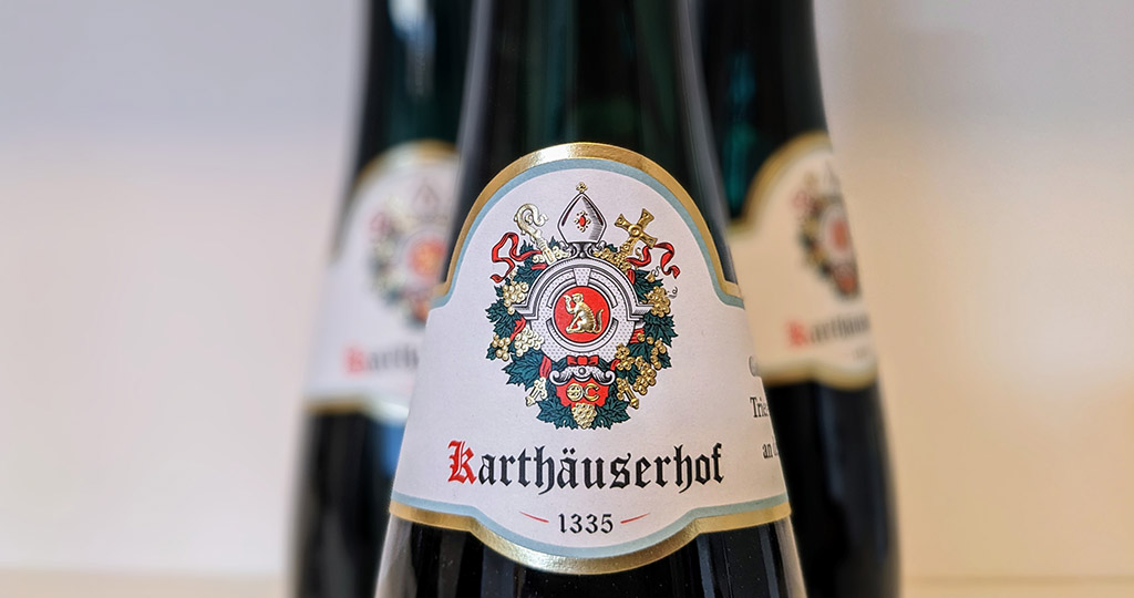 Berühmt ist das Weingut für seine Rieslinge aus der Monopol-Grand Cru-Lage Karthäuserhofberg. Foto: Carola Faber