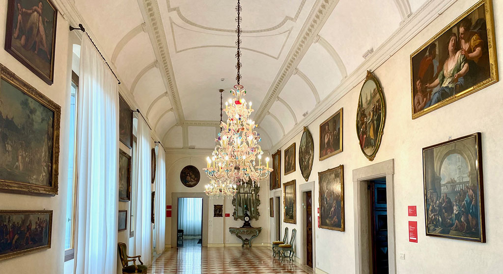 Das private Museum MarteS in Calvagese della Riviera ist schon für sich eine Schau. Foto: Kirsten Lehmkuhl