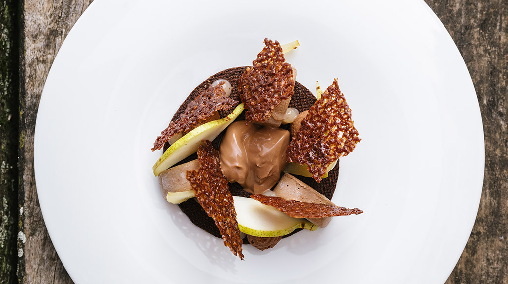 Dessert-Kombination aus Birne und Schokolade. Foto: Visit Brescia