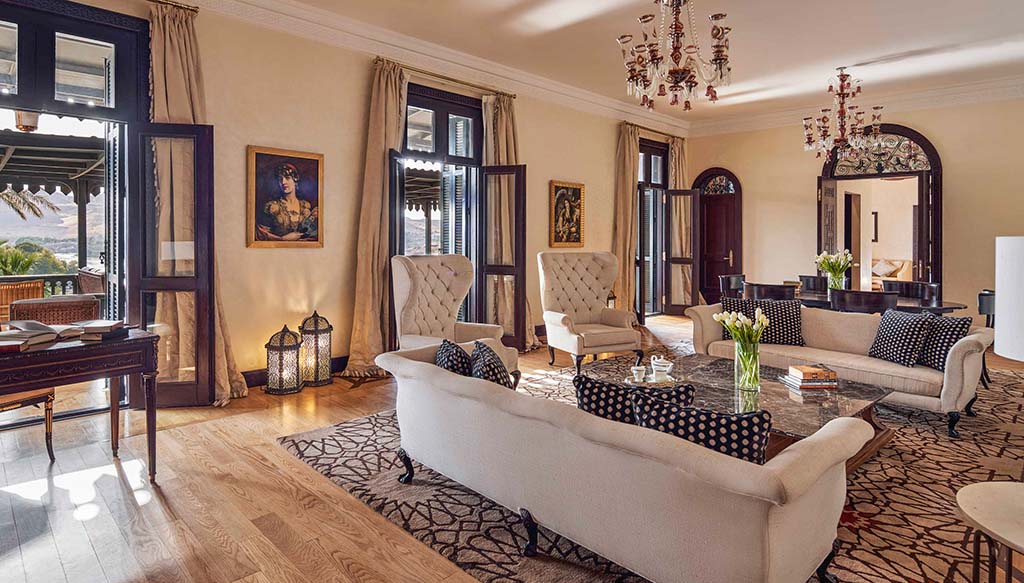 Das Wohnzimmer der Suite zu Ehren von Sir Winston Churchill. Foto: Sofitel