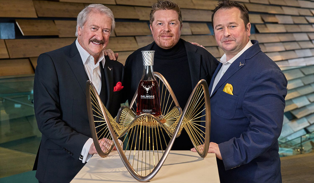 V.l.n.r.: Richard Paterson OBE, Master Distiller von The Dalmore, Ben Dobbin von Foster + Partners und Gregg Glass, Master Whisky Maker von The Dalmore. Foto: Whyte&Mackay Ltd.