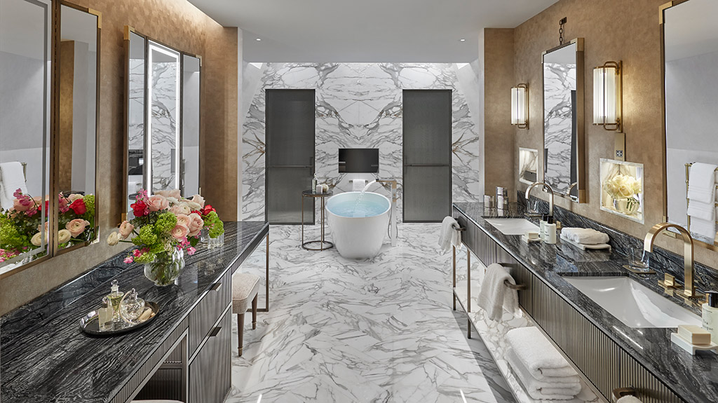 Bad in einer der neuen Suiten. Foto: Mandarin Oriental Group