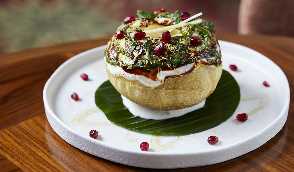 Ein Feuerwerk aller möglichen Aromen: „Raj Kachori“, ursprünglich aus Rajasthan. Foto: Veeraswamy