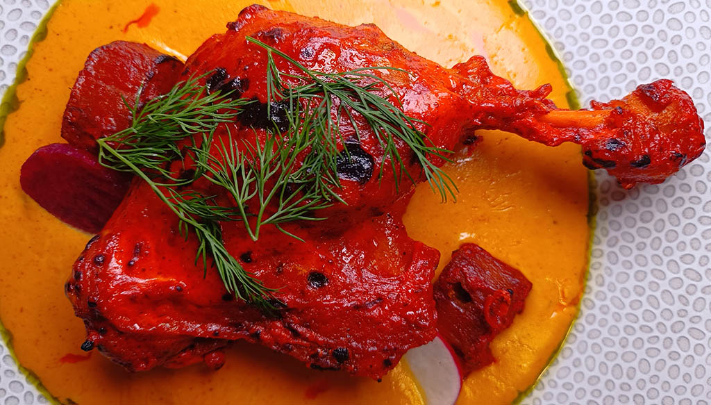 Perfekt zubereitet und sehr schmackhaft: Chicken. Foto: Michael Schabacker