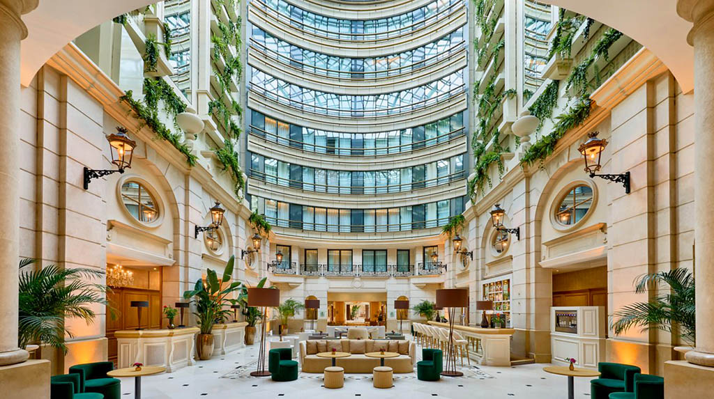 Edel: die Lobby des Hotels. Foto: Marriott International
