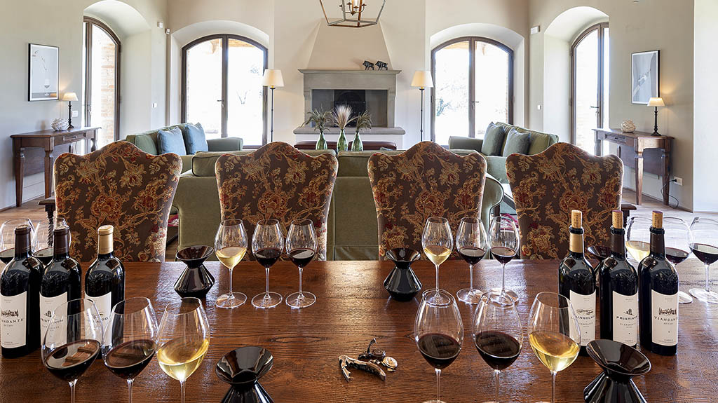 Verkostung der Weine. Foto: Viandante del Cielo