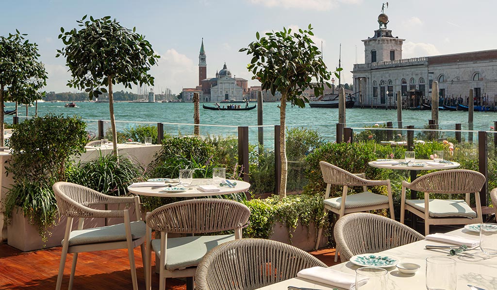 Das Restaurant mit Wasserblick. Foto: Marriott International