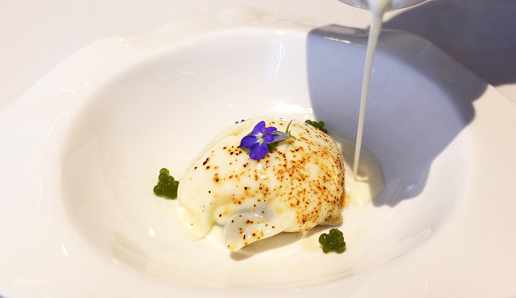 Jeder Gang ist in diesem Lokal immer auch ein Fest für die Augen. Foto: Fritz Hermann Köser