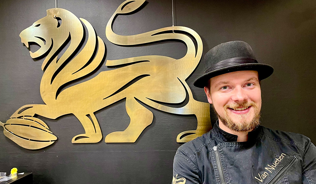 Kreativer Schokoladen-Skulpteur: Chocolatier Oliver Van Nueten. Foto: Kirsten Lehmkuhl