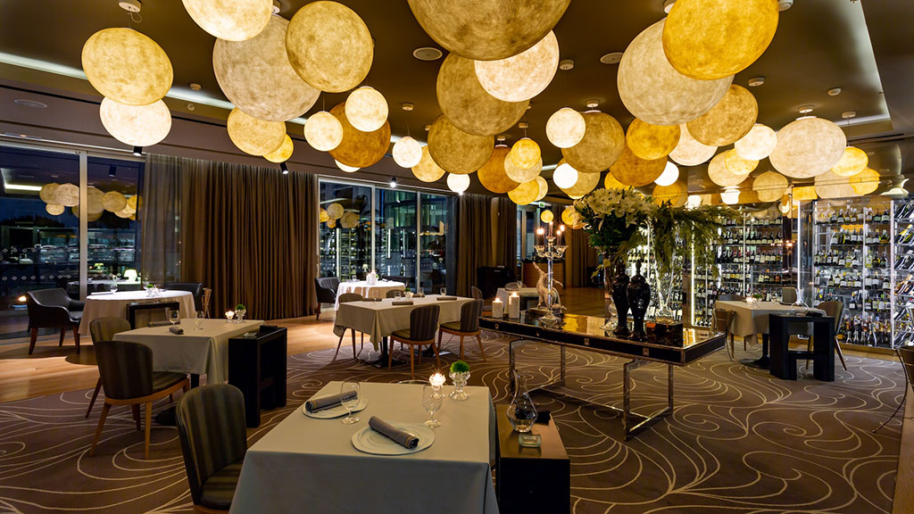 Das Gusto Restaurant. Foto: Conrad Hotels