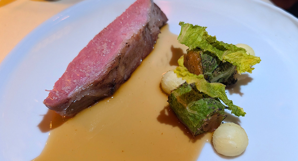 Iberico Presa: kraftvoll im Biss, zart im Kern. Foto: Carola Faber