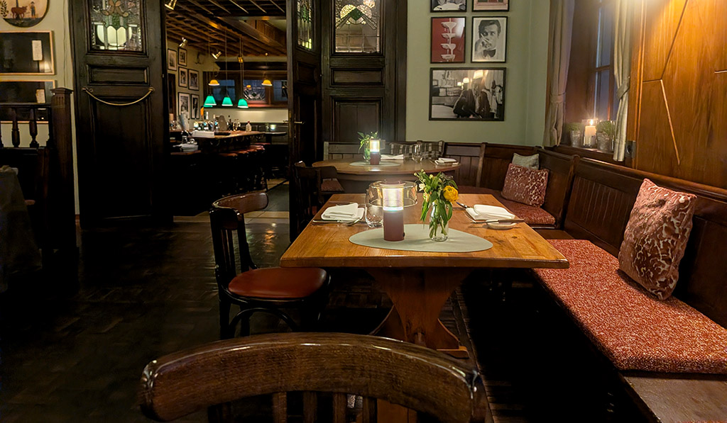 Gastraum des „Richards“. Foto: Carola Faber