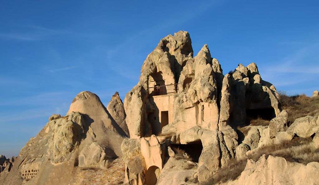 Eindrucksvolle Felsen-Architektur. Foto: Ellen Spielmann