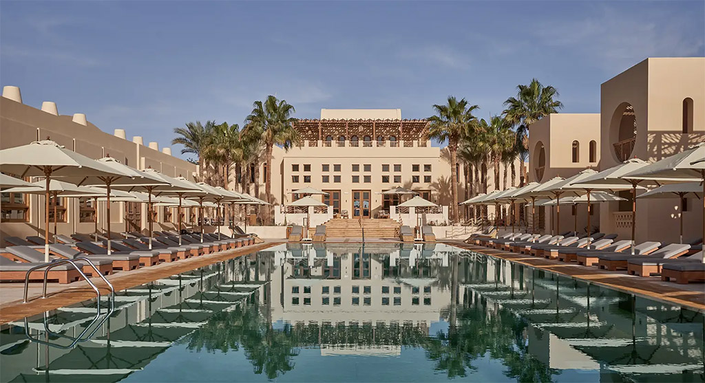 Der große Pool des Steigenberger Golf Resort El Gouna. Foto: Steigenberger Golf Resort El Gouna
