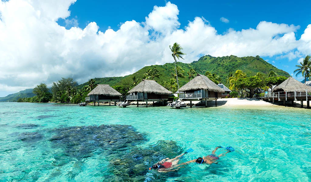 Die Wassertemperatur in der Lagune beträgt konstante 28 Grad Celsius. Foto: Hilton