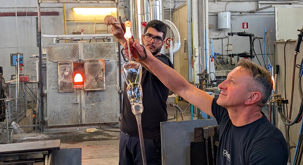 Glasverarbeitung ikn der Werkstatt Collevilca von Giampiero Brogi. Foto: Carola Faber