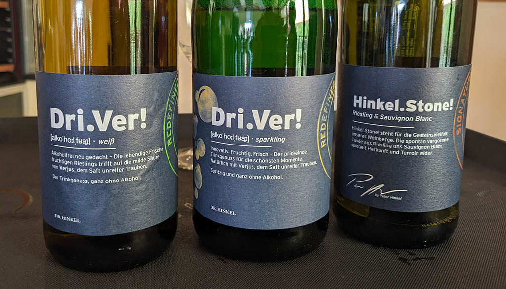 Verschiedene Weine des Weinguts. Foto: Carola Faber