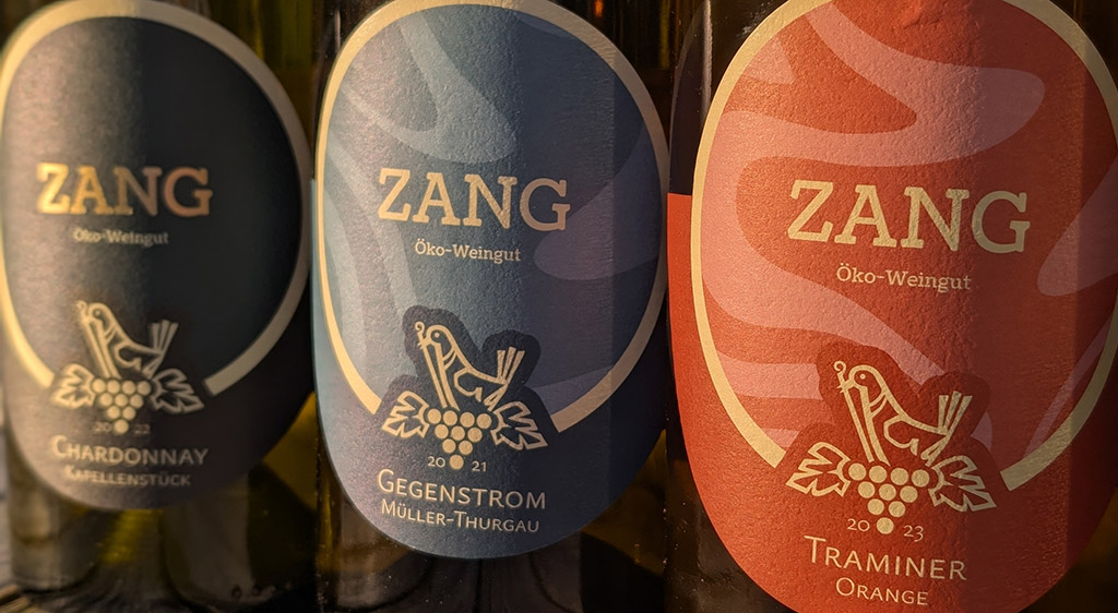Verschiedene Weine des Weinguts. Foto: Carola Faber