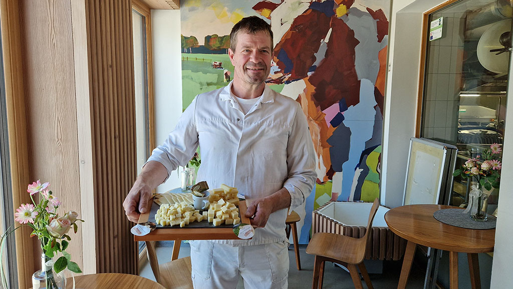 Der Bergkäse gilt als Publikumsliebling der Genossenschaft. Foto: Andreas Bienert