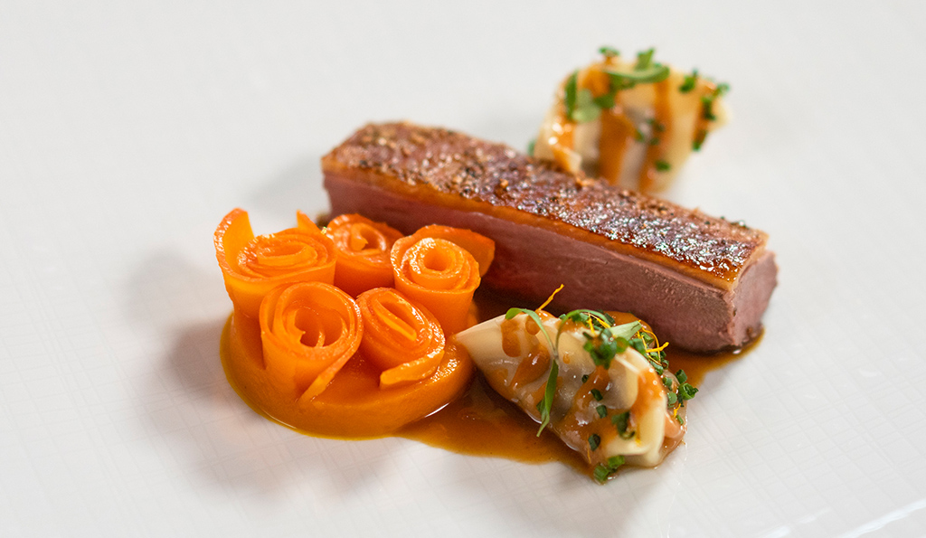 Im „Das Marktrestaurant" in Mittenwald: Ein eigens kreiertes Menü erwartet die Gäste. Foto: „Das Marktrestaurant" in Mittenwald