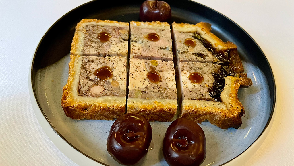 Im Mère Brazier: Auftakt mit der Lyoner Spezialität Paté croûte. Foto: Kirsten Lehmkuhl