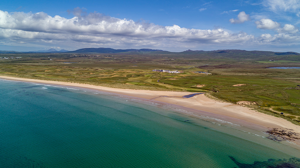 Der Golfplatz mit wunderbarer Lage am Meer. Foto: Another Place, The Machrie / Visit Scotland