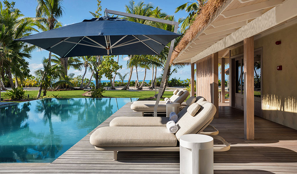 Ein eigener Pool gehört zu allen Villen mit dazu. Foto: Four Seasons