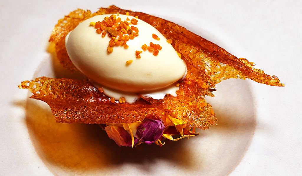 Ein Dessert als Kunstwerk. Foto: Fritz-Hermann Köser
